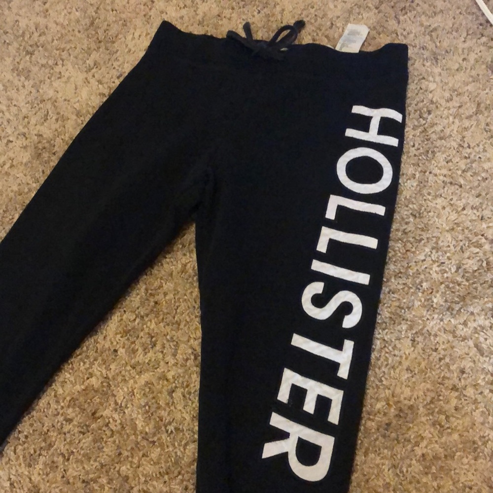 Black Hollister sweats